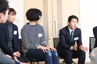 座談会の様子3