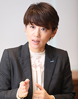 橋口亜希子氏